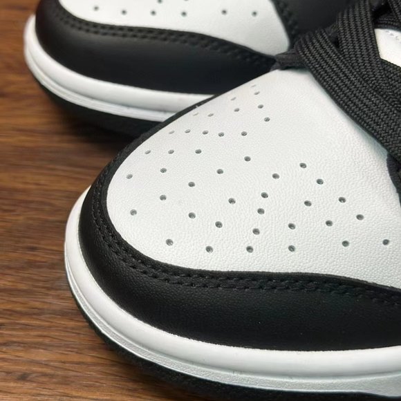 Fashionable Nike Dunk Low Women's Street Shoes - Picture 4 of 7